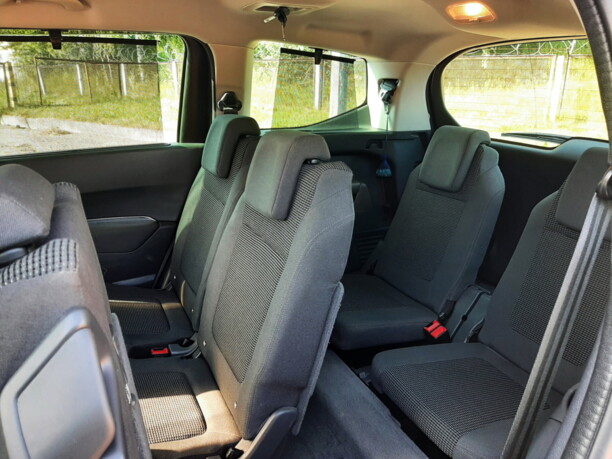 Peugeot 5008 I · Рестайлинг, 7 мест, 2017 г.