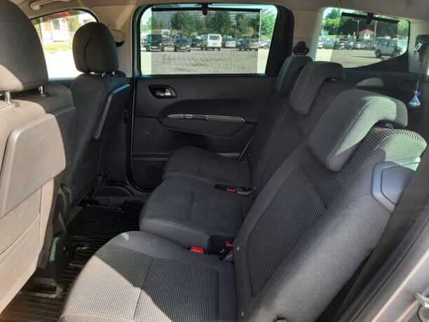 Peugeot 5008 I · Рестайлинг, 7 мест, 2017 г.