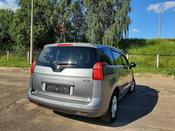 Peugeot 5008 I · Рестайлинг, 7 мест, 2017 г.