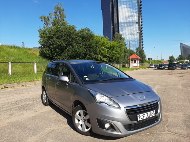 Peugeot 5008 I · Рестайлинг, 7 мест, 2017 г.