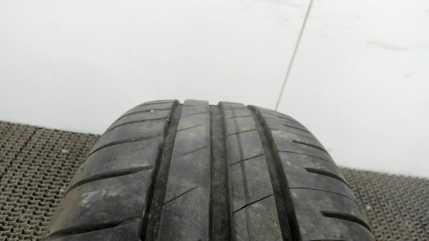 Легковые шины GoodYear UltraGrip Performance 195/65 R15 1 шт.