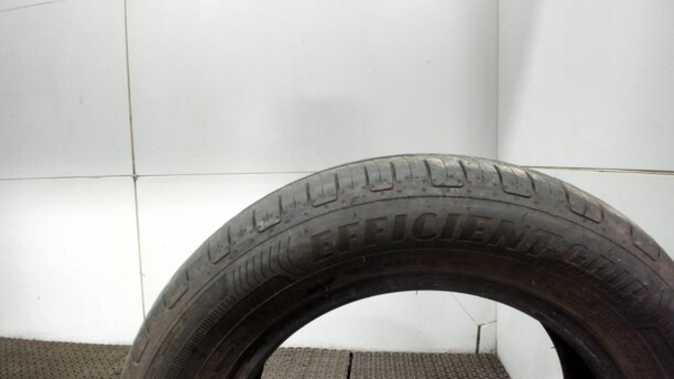 Легковые шины GoodYear UltraGrip Performance 195/65 R15 1 шт.