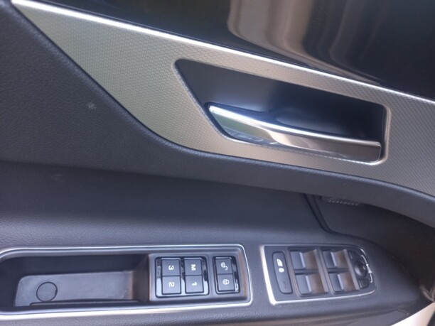 Jaguar XF X260, 2017 г.
