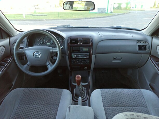 Mazda 626 GF, 2001 г.