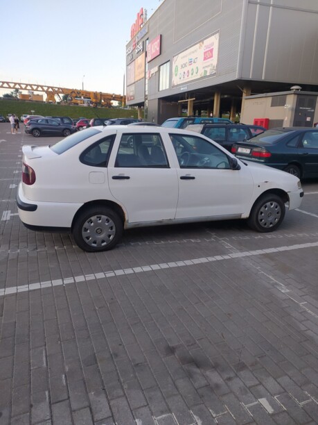 SEAT Cordoba I · Рестайлинг, 2001 г.