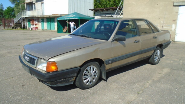 Audi 100 С3, 1985 г.