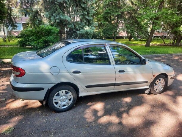 Renault Megane I · Рестайлинг, 2001 г.