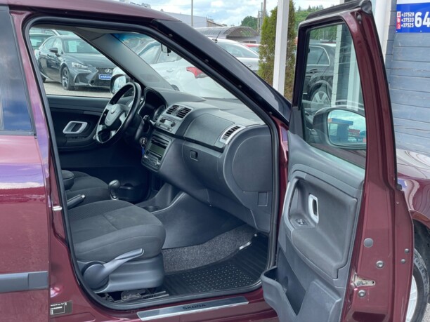 Skoda Fabia 5J, 2010 г.