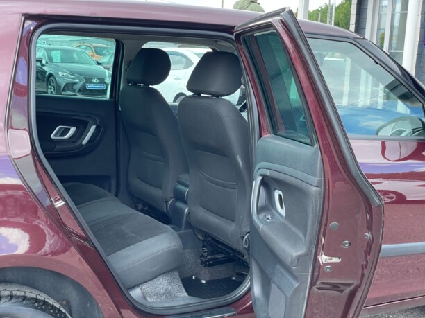 Skoda Fabia 5J, 2010 г.