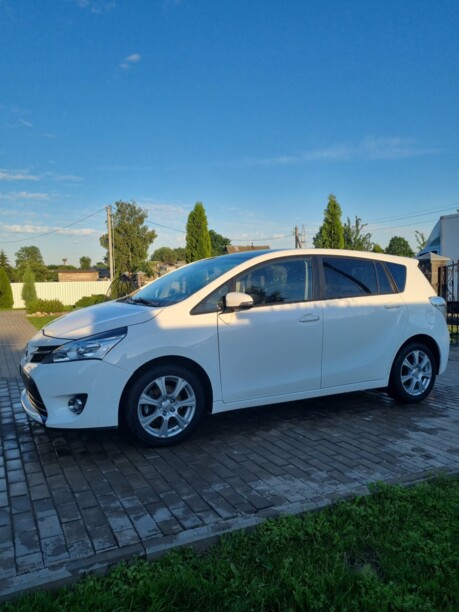 Toyota Verso I · Рестайлинг, 2015 г.
