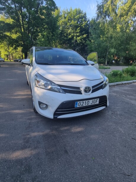 Toyota Verso I · Рестайлинг, 2015 г.
