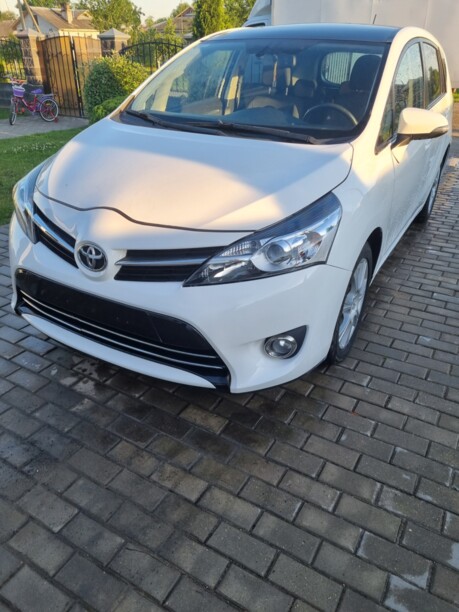Toyota Verso I · Рестайлинг, 2015 г.