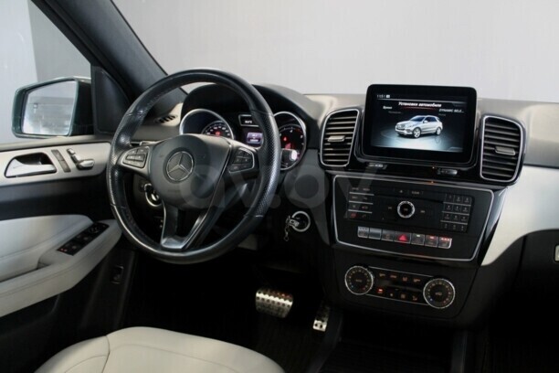 Mercedes-Benz GLE W166, 2016 г.