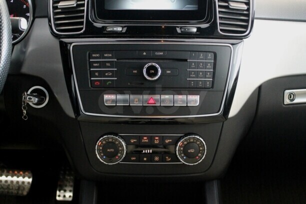 Mercedes-Benz GLE W166, 2016 г.