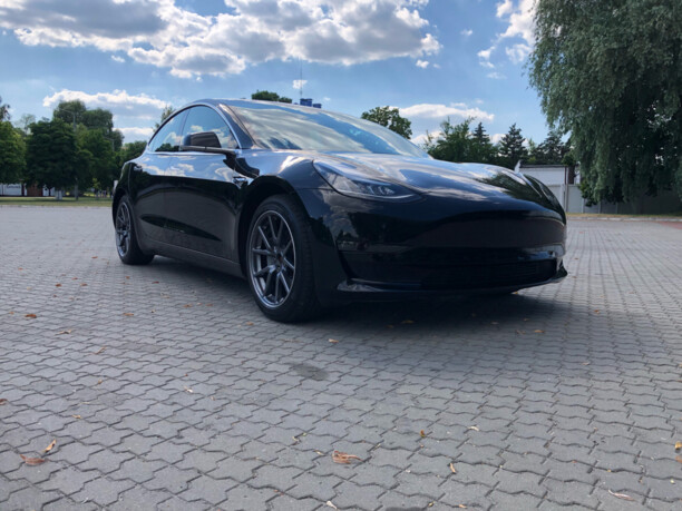 Tesla Model 3, 2018 г.