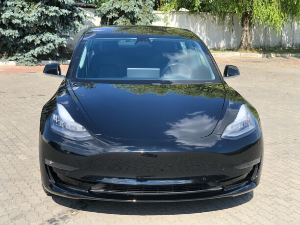 Tesla Model 3, 2018 г.