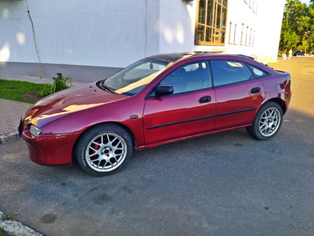 Mazda 323F, 1997 г.