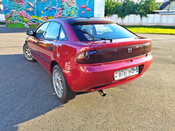 Mazda 323F, 1997 г.