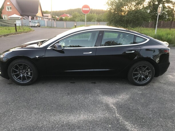 Tesla Model 3, 2020 г.