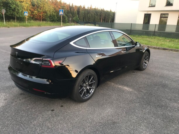 Tesla Model 3, 2020 г.