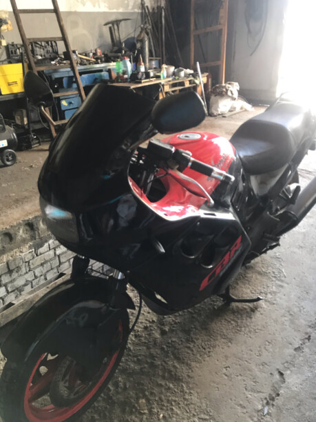 Honda CBR 1000, 1990 г.