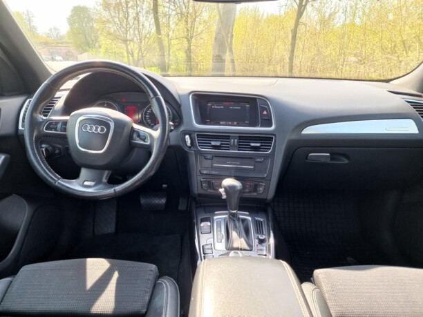 Audi Q5 8R, 2009 г.