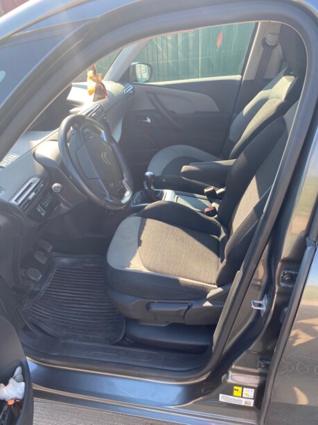 Citroen C4 Grand Picasso II, 7 мест, 2015 г.