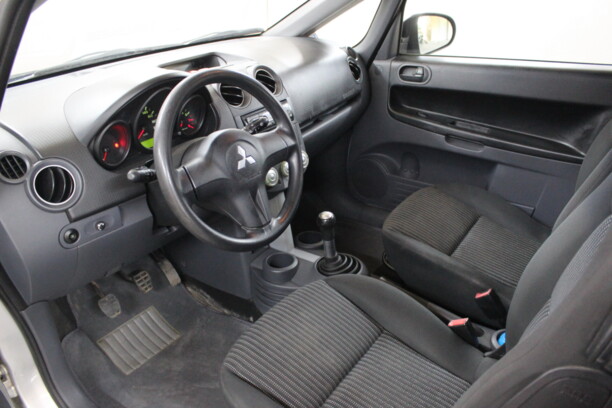 Mitsubishi Colt VI, 2008 г.
