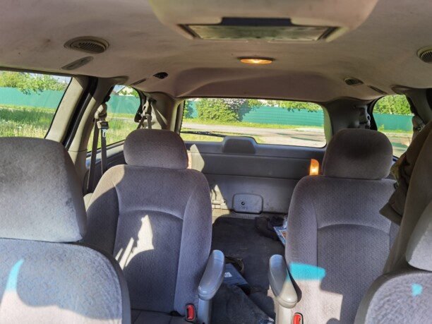 Dodge Grand Caravan IV, 7 мест, 2001 г.