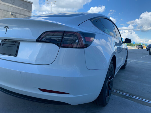 Tesla Model 3, 2021 г.