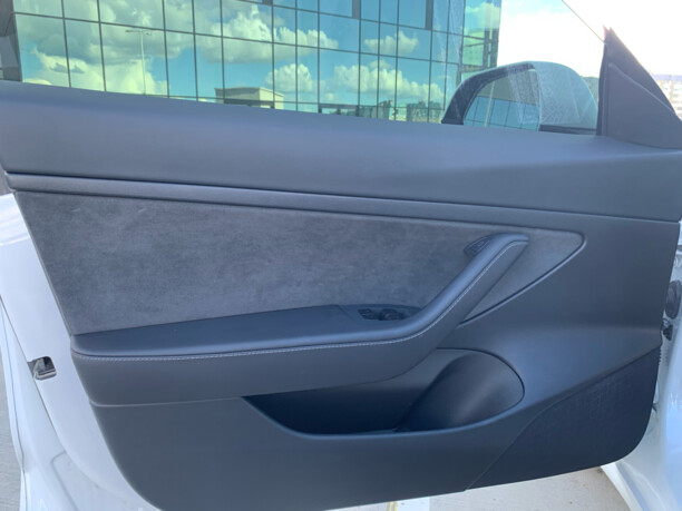 Tesla Model 3, 2021 г.