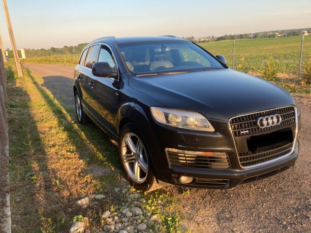 Audi Q7 4L, 7 мест, 2008 г.