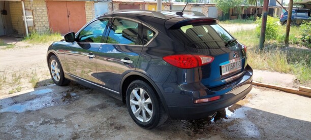 Infiniti EX, 2009 г.