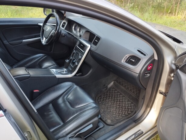 Volvo S60 II, 2011 г.