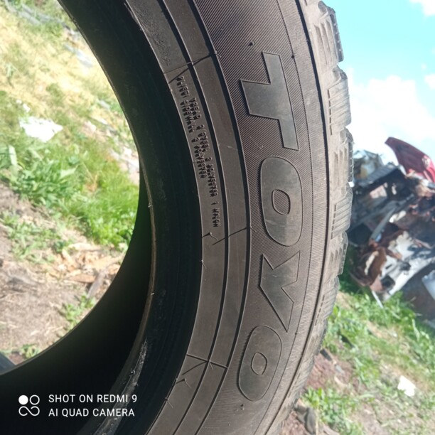 Легковые шины Toyo 235/60 R18 2 шт.
