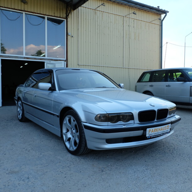 BMW 7 серия E38, 2001 г.
