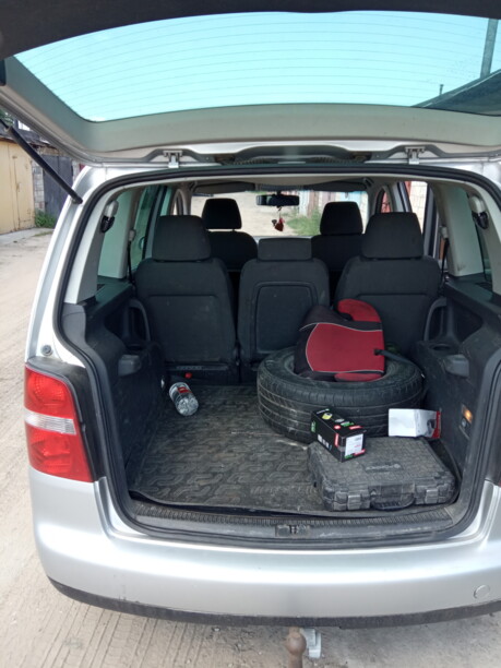 Volkswagen Touran I, 7 мест, 2006 г.
