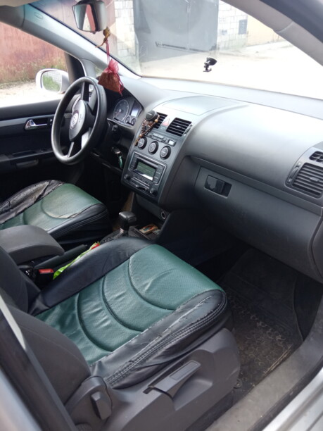 Volkswagen Touran I, 7 мест, 2006 г.