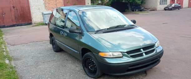 Dodge Caravan III, 7 мест, 1998 г.