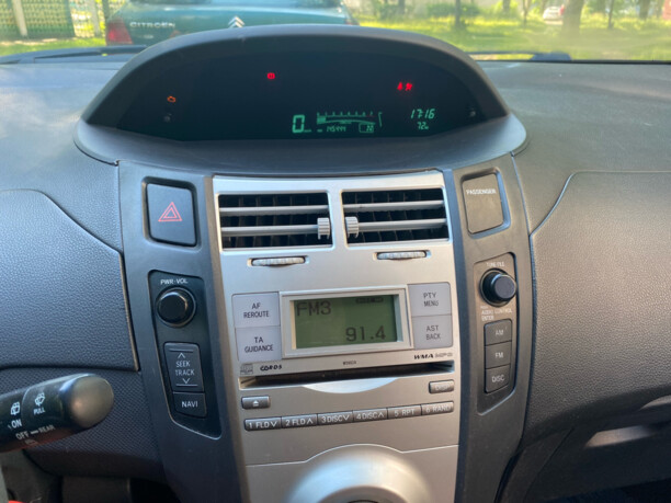 Toyota Yaris II (XP9), 2008 г.