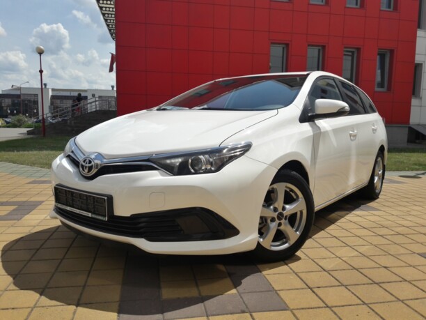 Toyota Auris II (E180) · Рестайлинг, 2018 г.