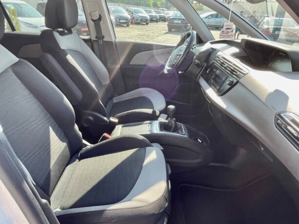 Citroen C4 Grand Picasso II, 7 мест, 2015 г.