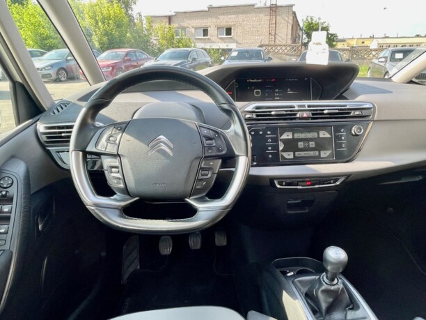 Citroen C4 Grand Picasso II, 7 мест, 2015 г.