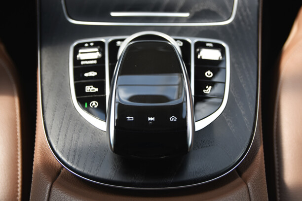 Mercedes-Benz E-Класс W213, S213, X213, C238, A238, 2018 г.