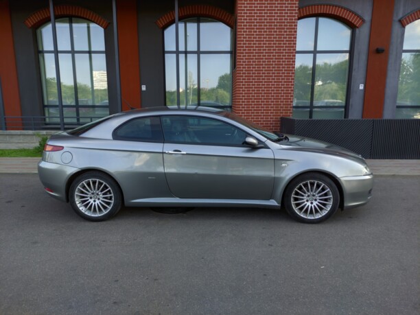 Alfa Romeo GT, 2005 г.
