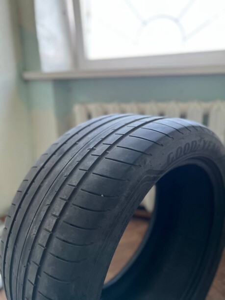 Легковые шины GoodYear Eagle f1 Asymm etric 3 RunFlat 275/40 R18 1 шт.