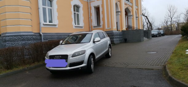 Audi Q7 4L, 7 мест, 2008 г.