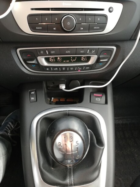 Renault Grand Scenic III · 2-й рестайлинг, 7 мест, 2015 г.