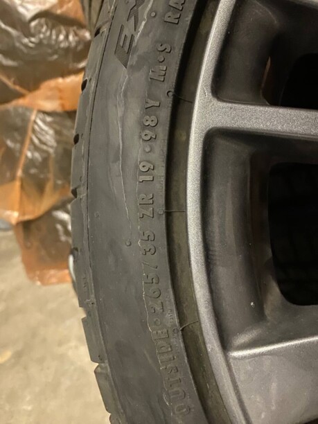 Infiniti 9.5x19 5x114.3 4 шт.