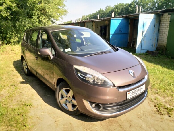 Renault Grand Scenic III · Рестайлинг, 7 мест, 2012 г.